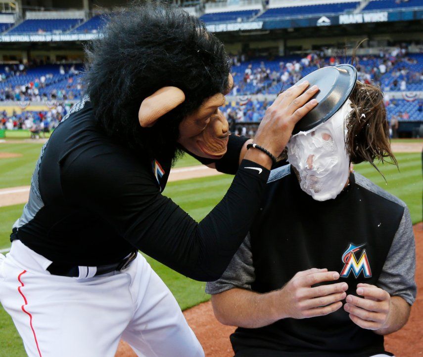 Peters luce en 6 innings; Marlins blanquean a Cachorros