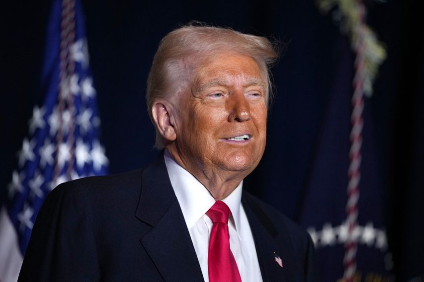 Donald Trump firma decreto que impide a atletas transgénero participar en deportes femeninos