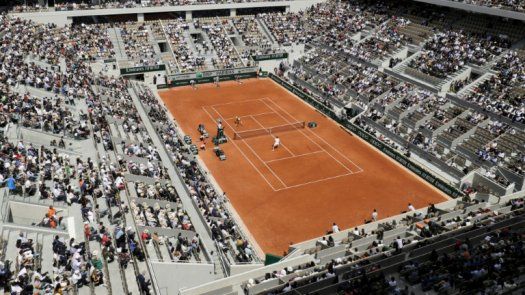 Nadal arranca en Roland Garros con triunfo cómodo ante Hanfmann