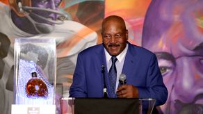 Jim Brown, leyenda de la NFL fallece a los 87 años de edad