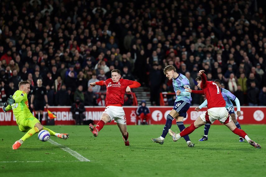 &nbsp;Arsenal y Nottingahm Forest igualan en la Premier League