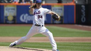 Syndergaard jonronea y blanquea; Mets vencen 1-0 a Rojos