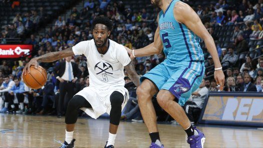Gallinari anota 27 y Nuggets superan a Hornets