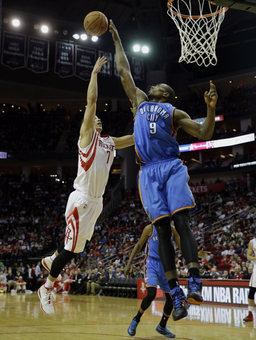Thunder remonta para vencer 104-92 a Rockets