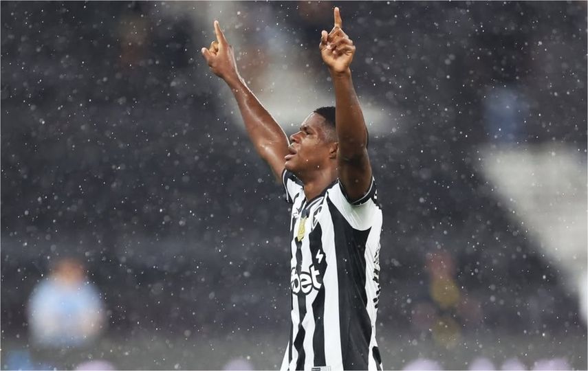 Kadir Barría fue titular y el Botafogo le ganó al Gremio