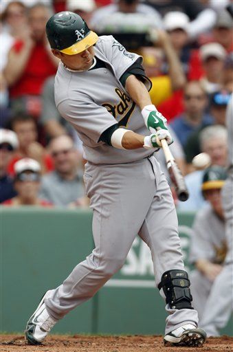 MLB: Atléticos 9, Medias Rojas 8; Oakland pega 4 jonrones