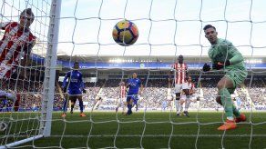 Stoke empata y sigue en la zona de descenso en Inglaterra