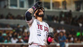 Johan Camargo vuelve a mostrar su poder en México