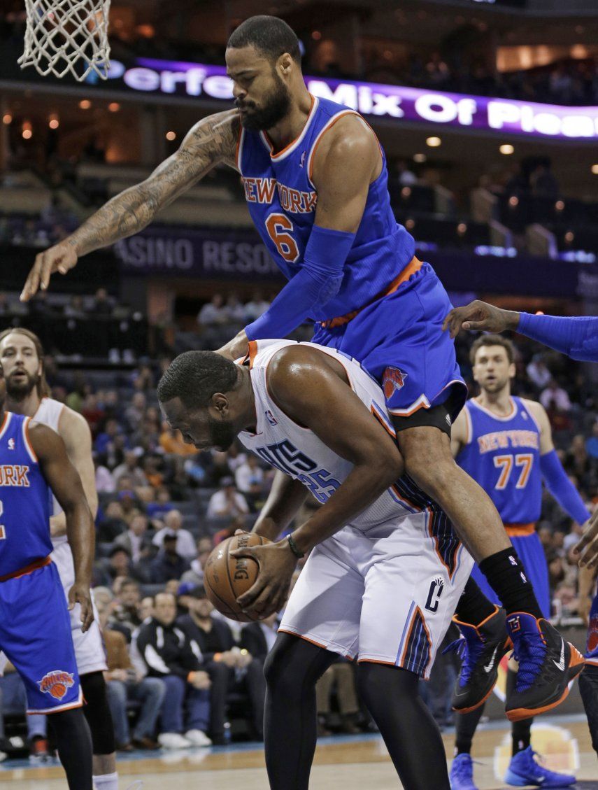 Jefferson y Bobcats cortan racha a Knicks