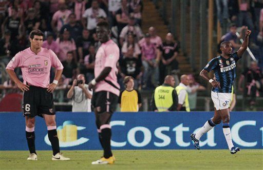 Rossi deja el cargo de técnico de Palermo