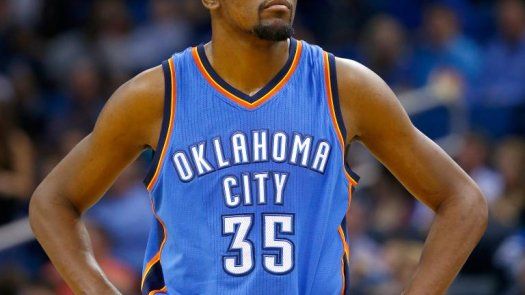 Durant con dolor en el pie, incierto su regreso a cancha