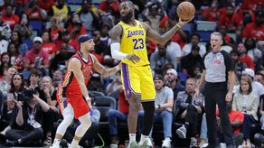 NBA: Lakers de LeBron avanzan a playoffs y se enfrentarán a los Nuggets