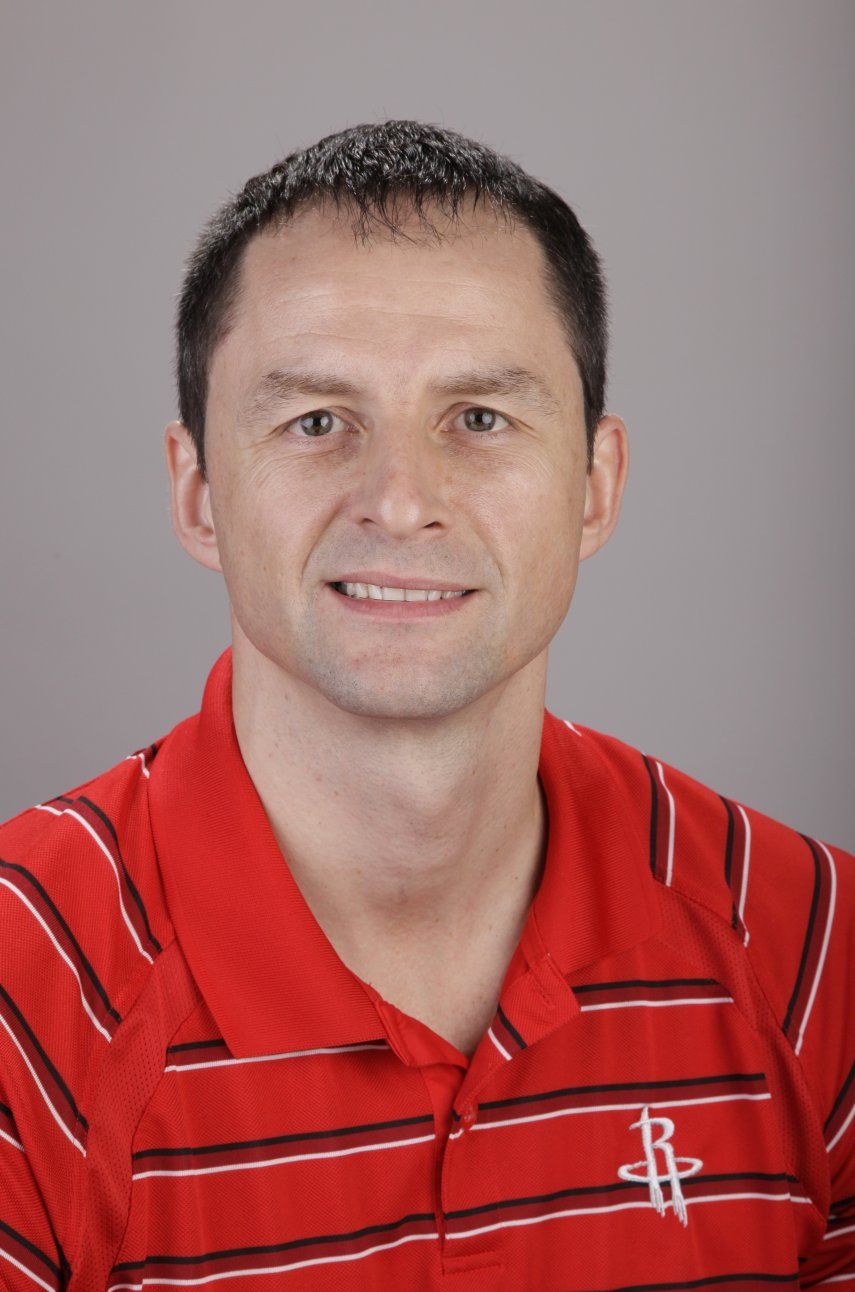 Bulls despide a gerente general; lo reemplaza con Karnisovas