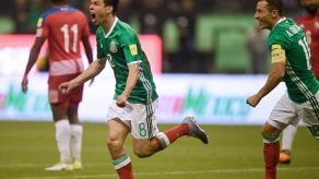 Chucky Lozano y Héctor Herrera lideran convocatoria de México ante Panamá