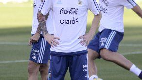 Messi vuelve justo a tiempo para duelo Brasil-Argentina