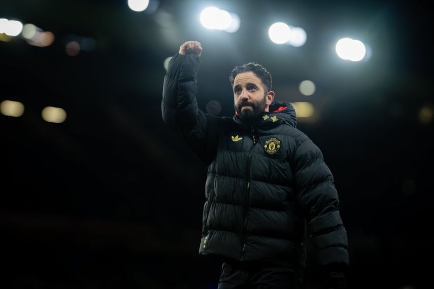 Manchester United anunció la salida del DT Rúben Amorim