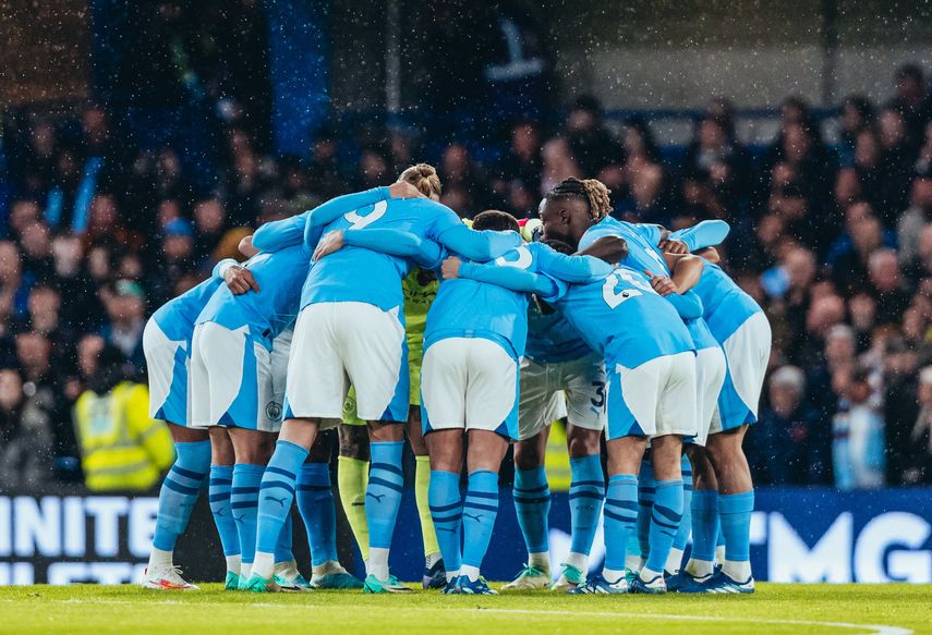 Manchester City anuncia récord de ingresos para un club inglés