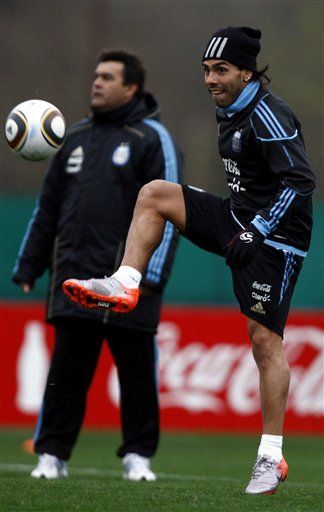 Argentina saldrí­a con fuerte ofensiva ante España