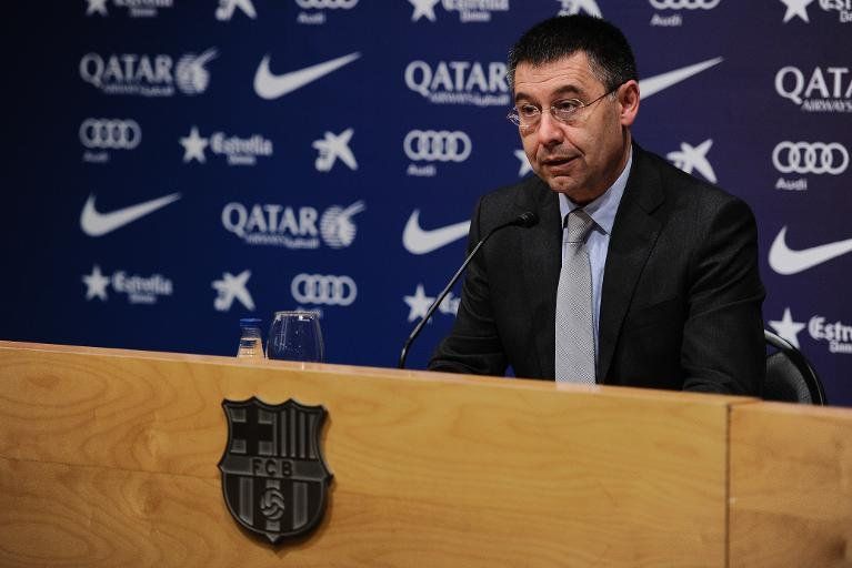 Presidente del Barcelona se reúne con Blatter tras sanción de FIFA