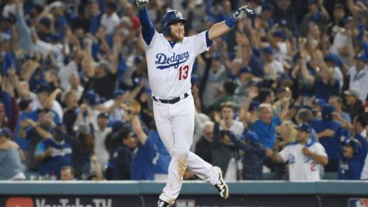 Siete horas y 20 después, Dodgers ganan y recortan distancias en Serie Mundial