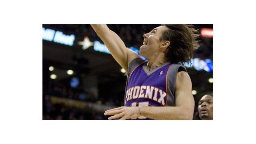NBA: Suns 113 Raptors 94; Nash suma 20 puntos