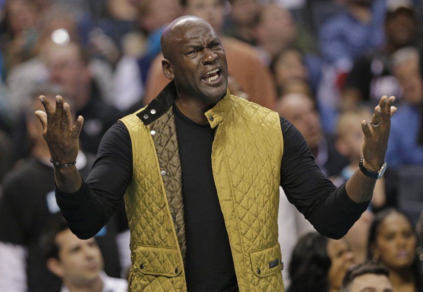 Hornets vencen al Heat para 3ra victoria seguida