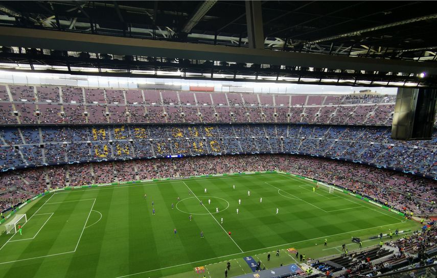 Un Camp Nou vacío en el Barcelona - Dinamo en Champions
