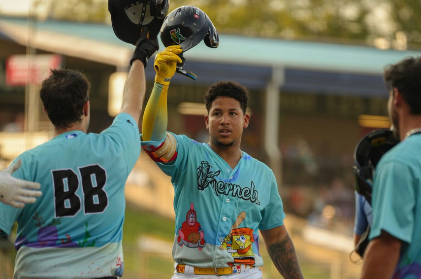 Prospecto Eduardo Tait sonó su jonrón 14 de la temporada