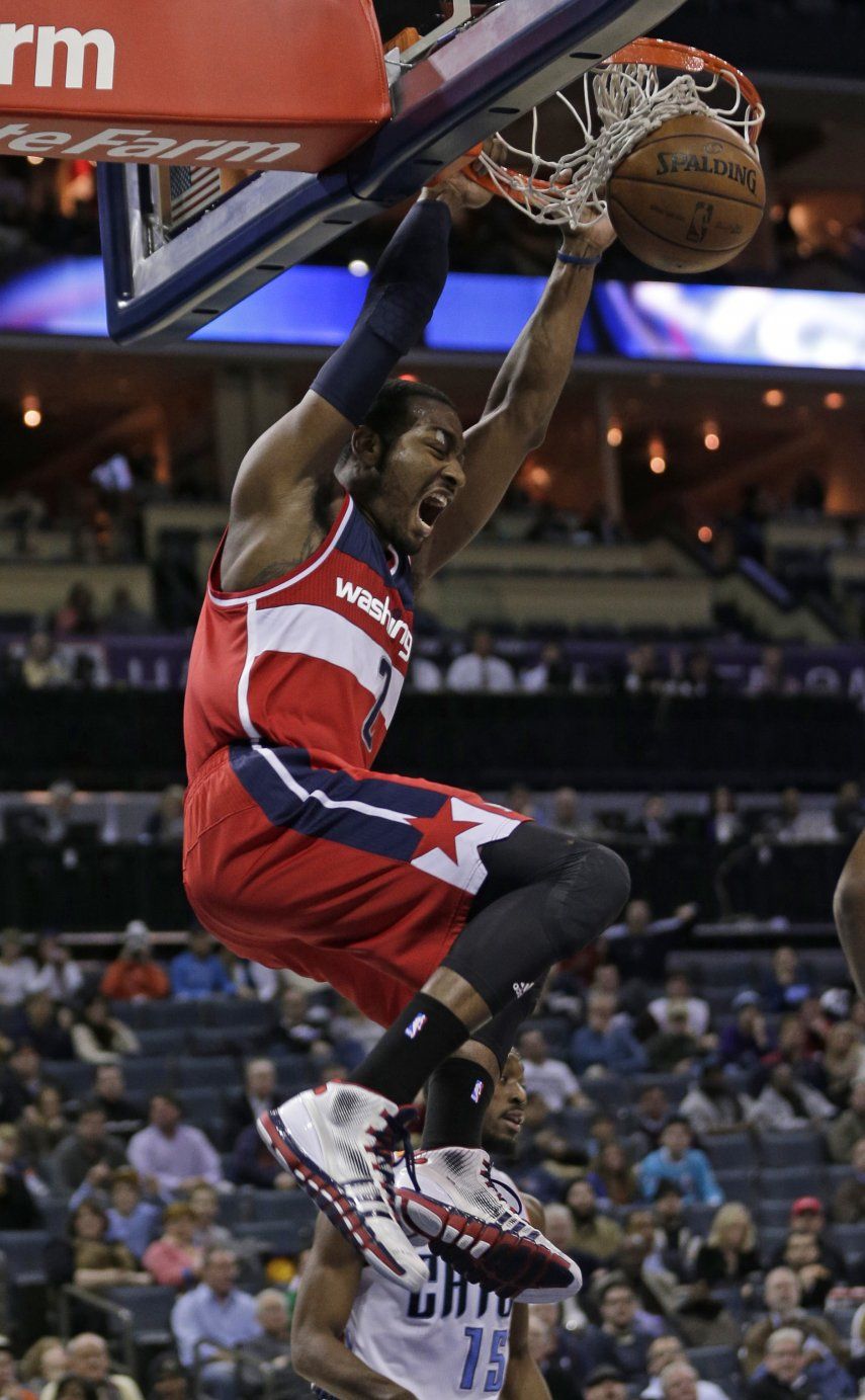Beal guía a Wizards a victoria sobre Bobcats