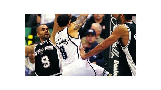 Williams lleva al Jazz a derrotar a los Spurs