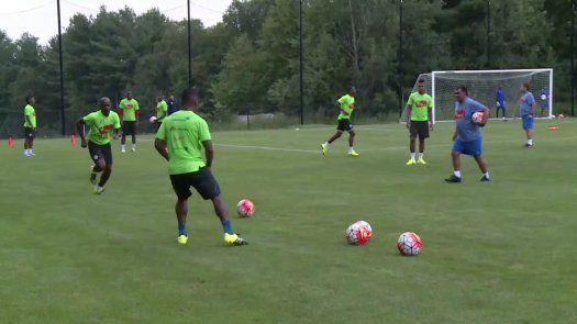 La selección entrena antes de viajar a Kansas City