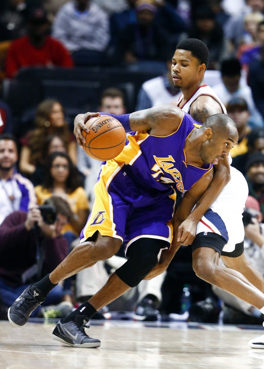 Bryant protagoniza 2do triunfo de Lakers