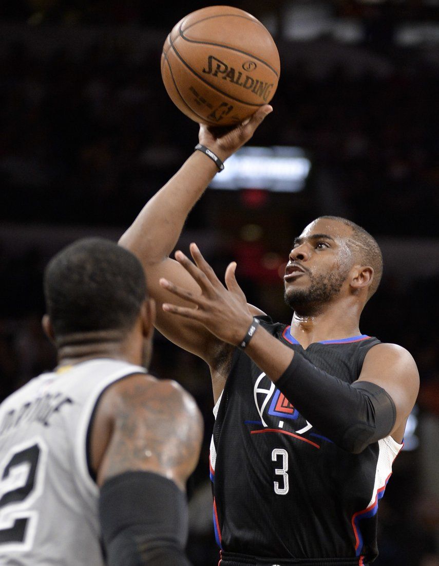 Con 19 de Chris Paul, Clippers vencen a Spurs
