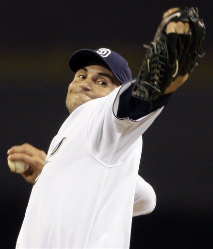 MLB: Padres 3, Cachorros 0; Young domina a Cachorros