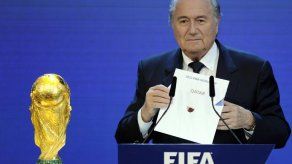 Catar asegura que lo sucedido en la FIFA no afectará al Mundial 2022