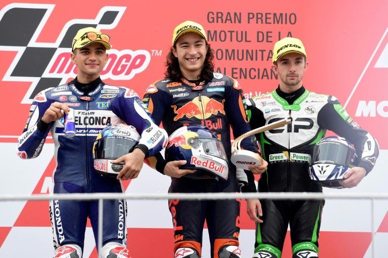 El turco Can Oncu hace historia al ganar el GP de Valencia de Moto3
