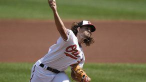 Kremer debuta con sólida actuación y Orioles ganan