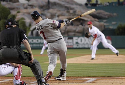 MLB: Mellizos 5, Angelinos 3; Saunders, sacado a palos