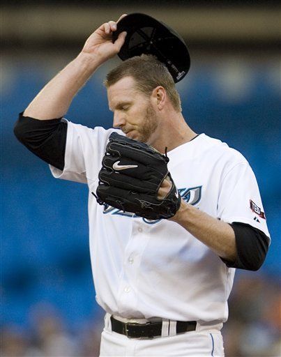 MLB: Rays 12, Azulejos 7; Halladay sale apaleado