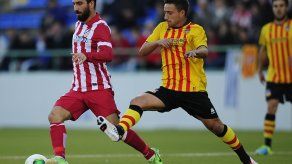 Málaga remonta gol de chileno Reyes y gana a Betis