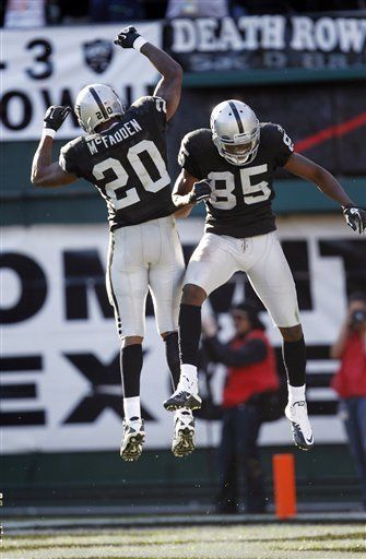 Revive la rivalidad entre Chiefs y Raiders
