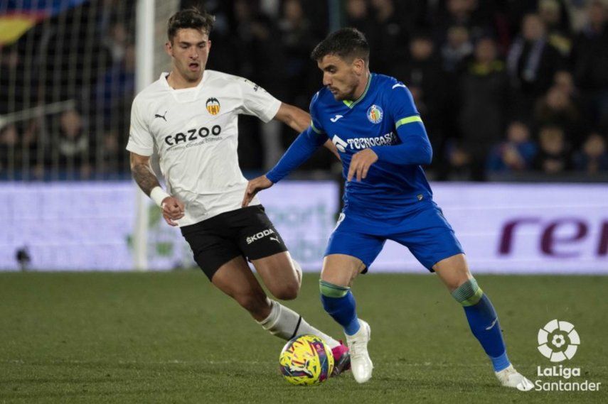 El Valencia pierde y se hunde más en LaLiga