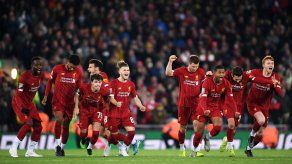 Liverpool elimina al Arsenal en Copa de la Liga