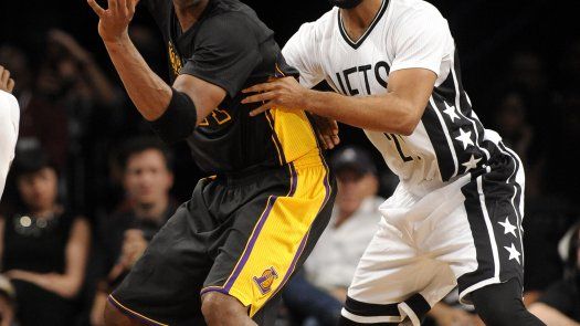 Kobe: No jugaré con otro equipo