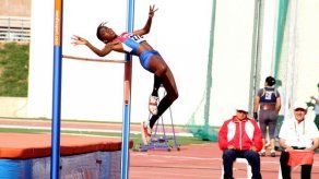 Kashani Ríos medalla de plata en el Salto Alto