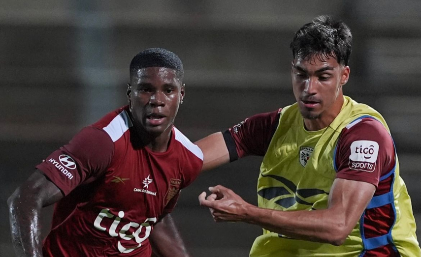 Kadir Barría y Martín Krug