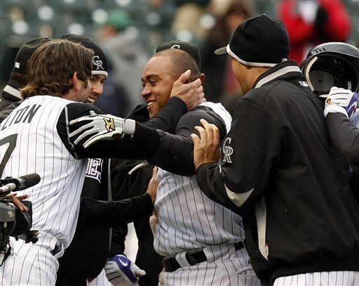 MLB: Rockies 4, Filis 3; Olivo decide con jonrón en el décimo