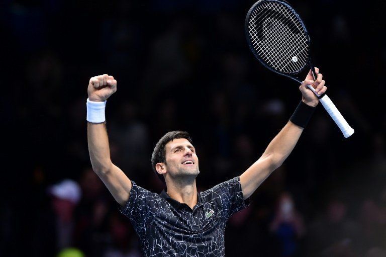 Djokovic cumple sin sobresaltos ante Isner en el Masters