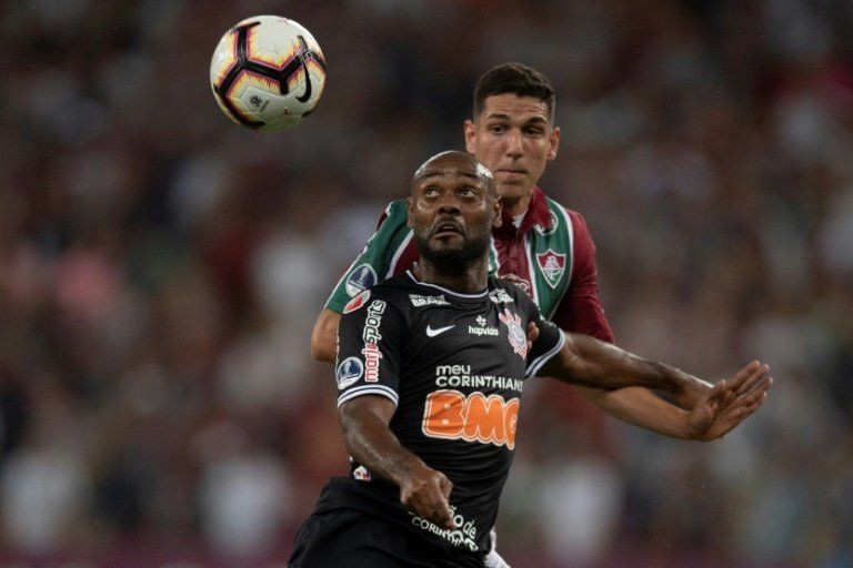 Corinthians empata 1-1 en su visita al Flu y pasa a semifinales de Sudamericana