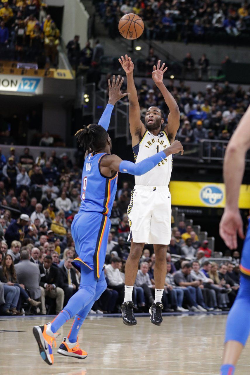 Warren anota 23 puntos; Pacers apabullan a Thunder
